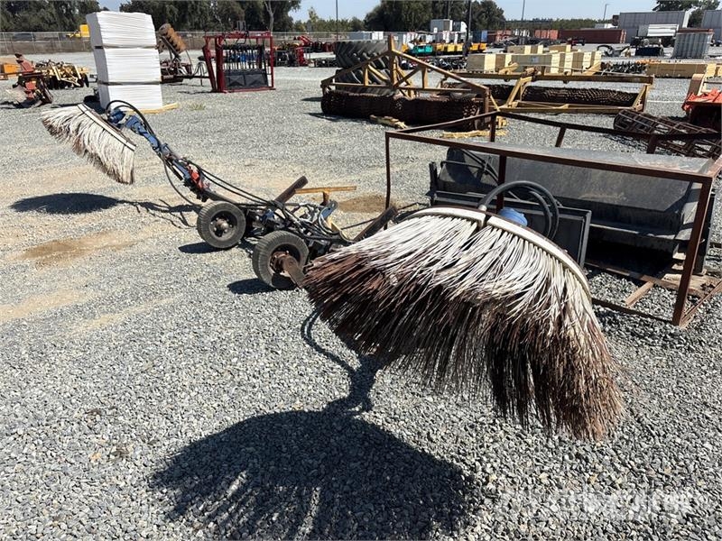 Kingsburg Cultivator Inc B-KBS80-DSP 3-Point Hitch Lauksaimniecība- Citi
