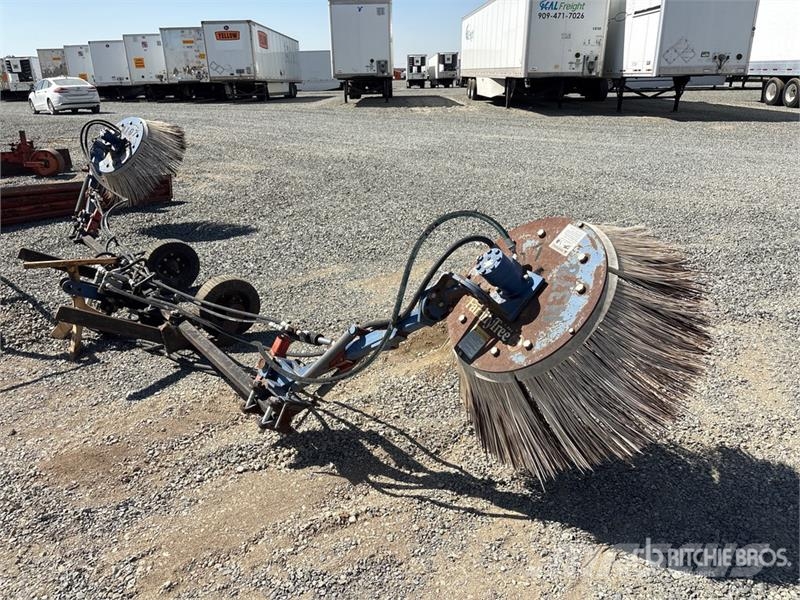 Kingsburg Cultivator Inc B-KBS80-DSP 3-Point Hitch Lauksaimniecība- Citi