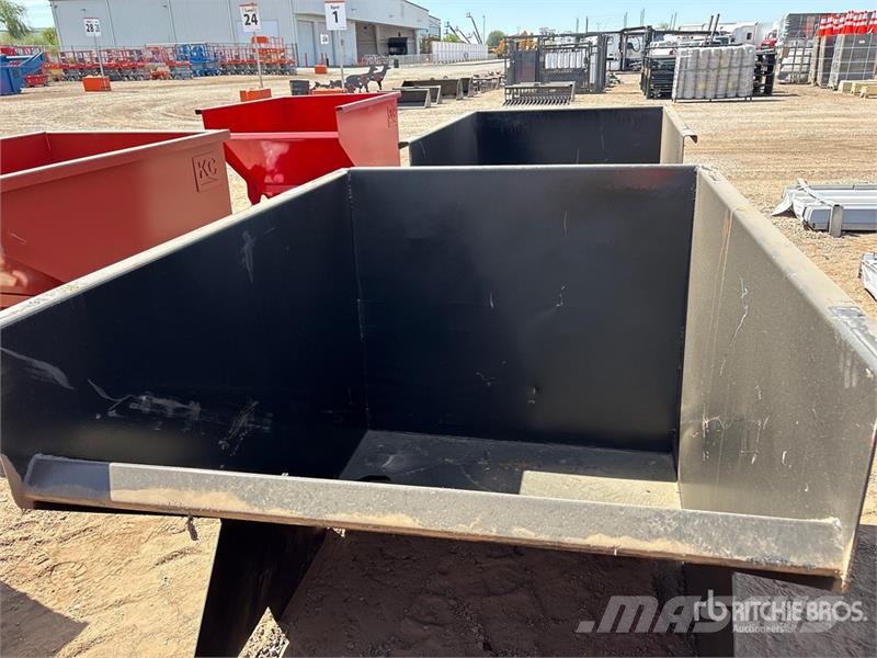  Kit Containers 2.0YFT-SST Skid Steer Dump Hopper ( Bins and hoppers