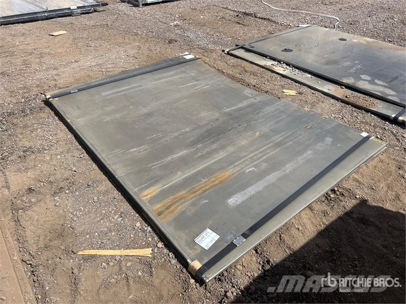 Kit Containers 60 in x 84 in (0.875 in Thick) Stee Інше обладнання