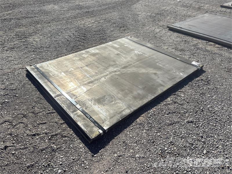 Kit Containers 60 in x 80 in Steel Plates (Unused) Компоненты строительной техники