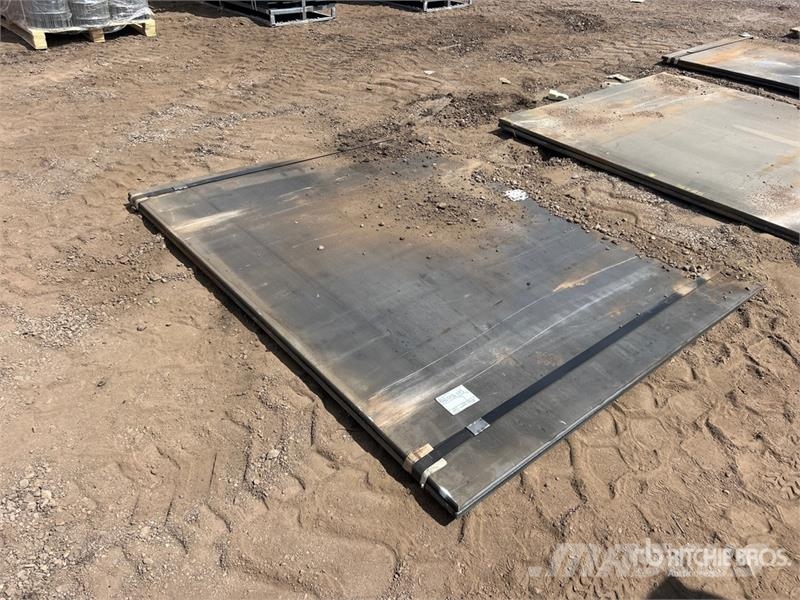 Kit Containers 60 in x 79 in (0.75 in Thick) Steel Інше обладнання