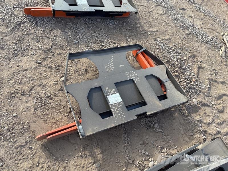 Kit Containers MUFF-36-42 42 in Skid Steer Forks ( Fourche