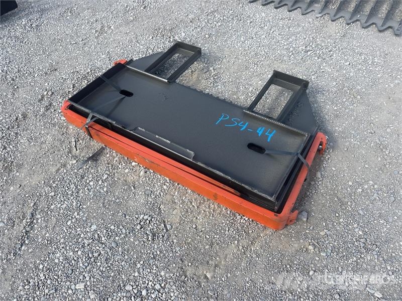 Kit Containers QT-45-FF-42 42 in Skid Steer Forks Fourche