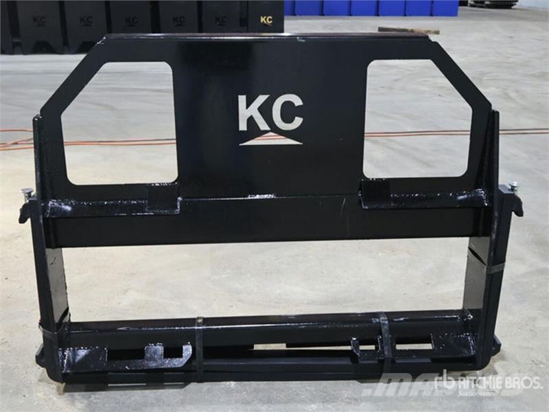  Kit Containers QT-45-FF-42 42 in Skid Steer Forks  Fourche