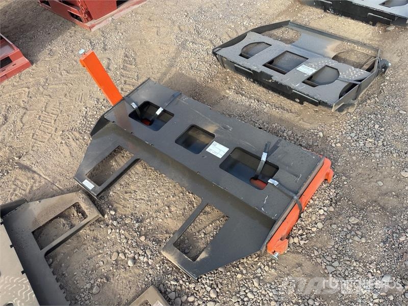 Kit Containers QT-45-FF-42 42 in Skid Steer Forks Villák