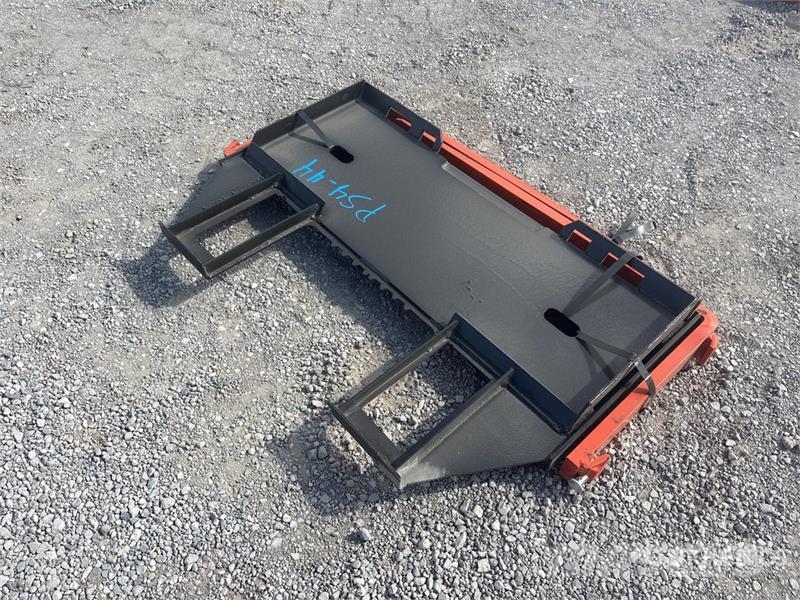 Kit Containers QT-45-FF-42 42 in Skid Steer Forks Fourche