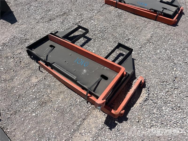 Kit Containers QT-45-FF-42 42 in Skid Steer Forks 지게차