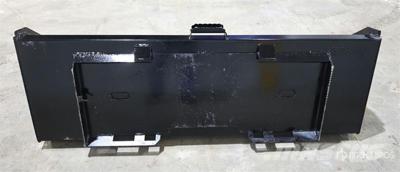  Kit Containers QT-DB-S66 66 in Skid Steer Bucket ( Kašike / Korpe