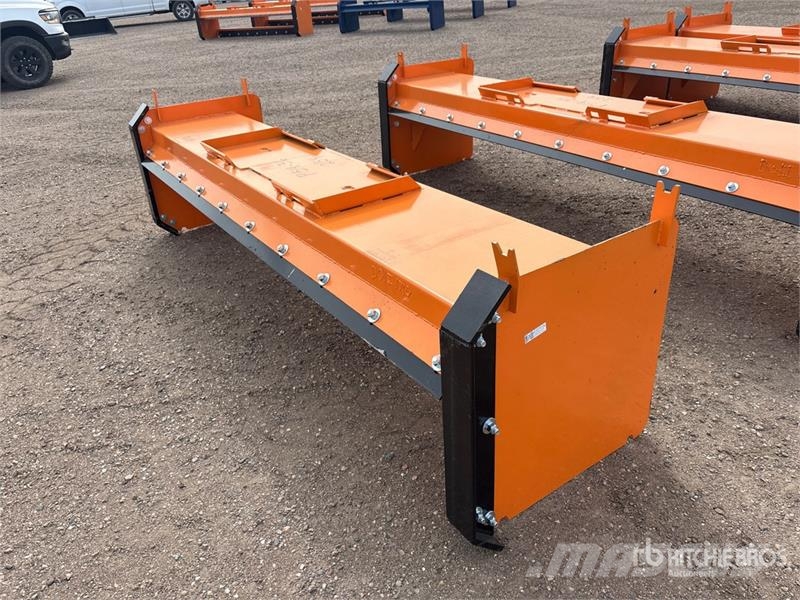 Kit Containers QT-SP-10-23-SB 121 in Skid Steer Sn Снігоочищувальні ножі та плуги