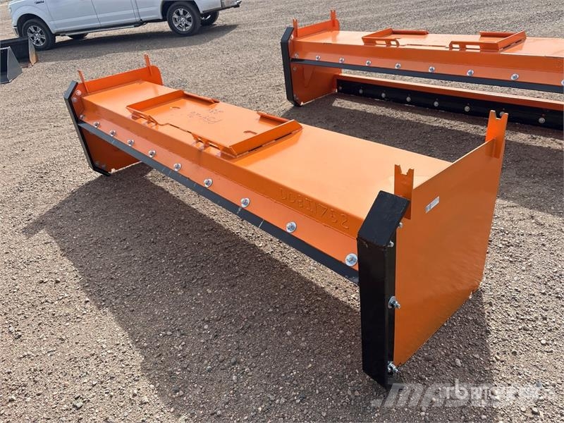 Kit Containers QT-SP-10-23-PB-SB 121 in Skid Steer Снігоочищувальні ножі та плуги