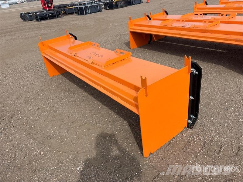 Kit Containers QT-SP-10-23-SB 121 in Skid Steer Sn Снігоочищувальні ножі та плуги