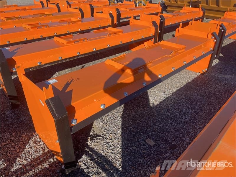 Kit Containers QT-SP-10-23-PB-SB 120 in Skid Steer Schneeschilde und -pflüge