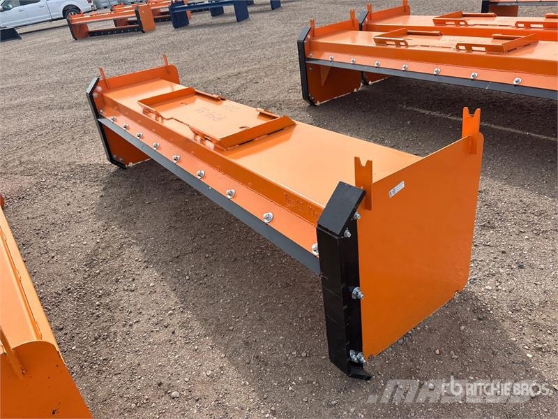 Kit Containers QT-SP-10-23-SB 121 in Skid Steer Sn Снігоочищувальні ножі та плуги