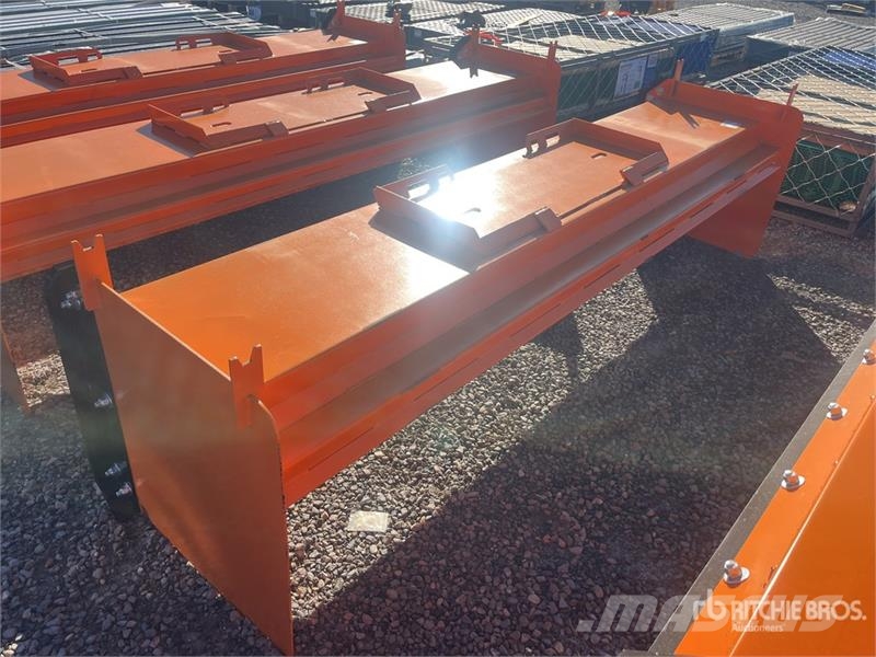 Kit Containers QT-SP-10-23-SB 120 in Skid Steer Sn Schneeschilde und -pflüge