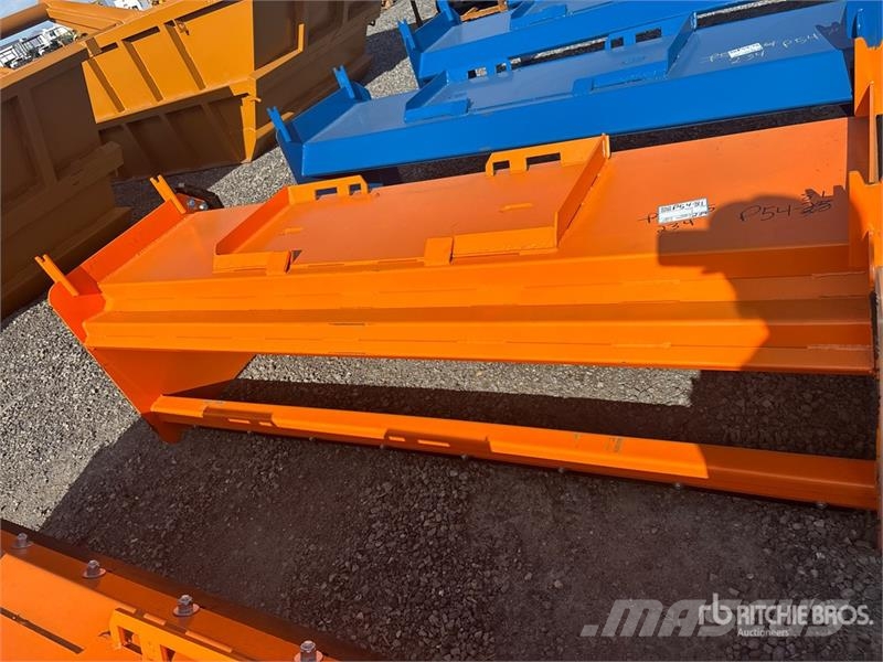Kit Containers QT-SP-8-23-PB-SB 46 in Skid Steer S Снігоочищувальні ножі та плуги