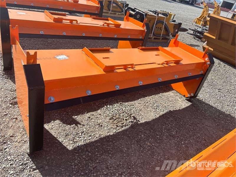 Kit Containers QT-SP-8-23-PB-SB 46 in Skid Steer S Снігоочищувальні ножі та плуги