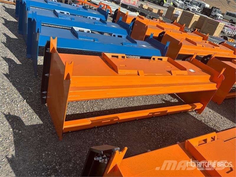 Kit Containers QT-SP-8-23-PB-SB 46 in Skid Steer S Снігоочищувальні ножі та плуги