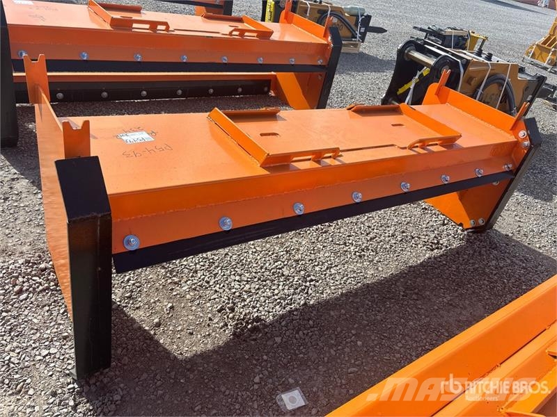 Kit Containers QT-SP-8-23-SB 46 in Skid Steer Snow Снігоочищувальні ножі та плуги