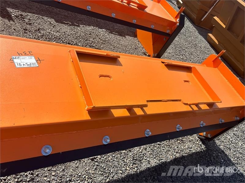 Kit Containers QT-SP-8-23-PB-SB 46 in Skid Steer S Снігоочищувальні ножі та плуги