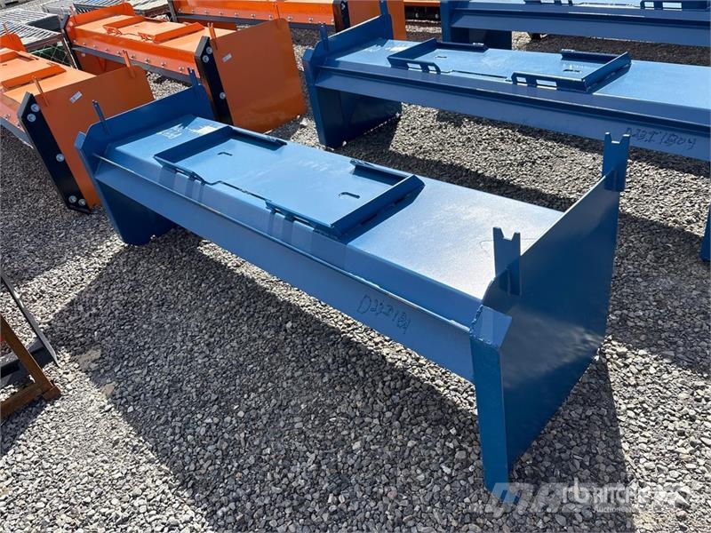Kit Containers QT-SPE-8-23 98 in Skid Steer Snow P Снігоочищувальні ножі та плуги