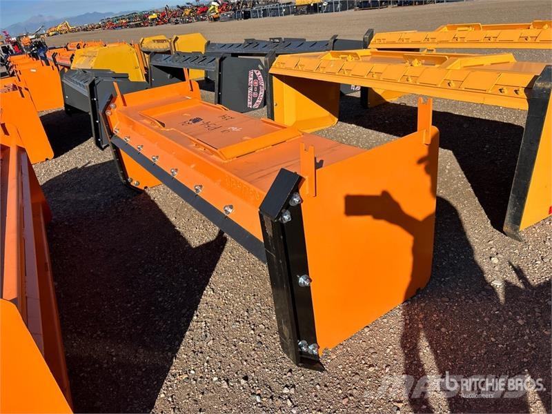 Kit Containers QT-SPE-8-23 92 in Skid Steer Snow P Снігоочищувальні ножі та плуги