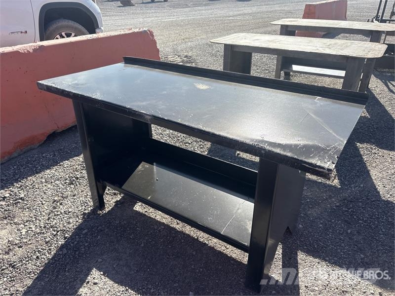 Kit Containers WB-60-190 5 ft Workbench (Unused) Outros componentes