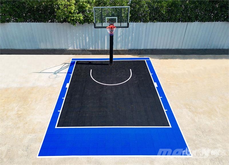 KJ K1824 18 ft x 24 ft Basketball Court w/Adjustable  Otros componentes