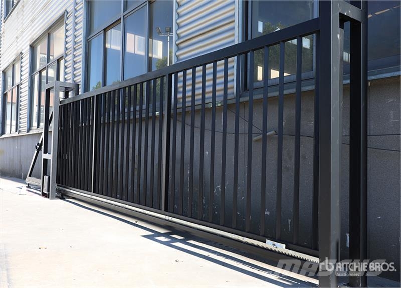 KJ K205 20 ft x 5 ft Electric Sliding Driveway Gate ( 其他農業機械