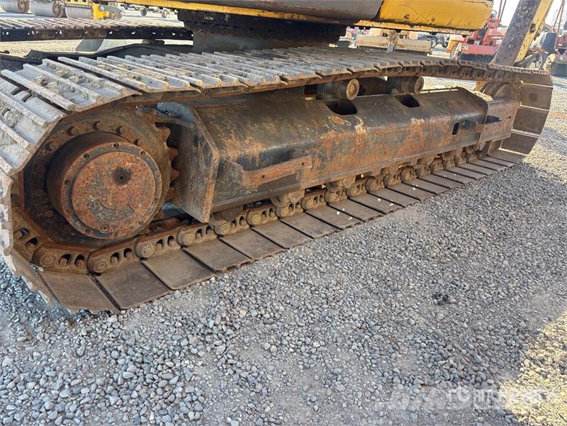 Kobelco 135SRLC Tracked Excavator Lánctalpas kotrók