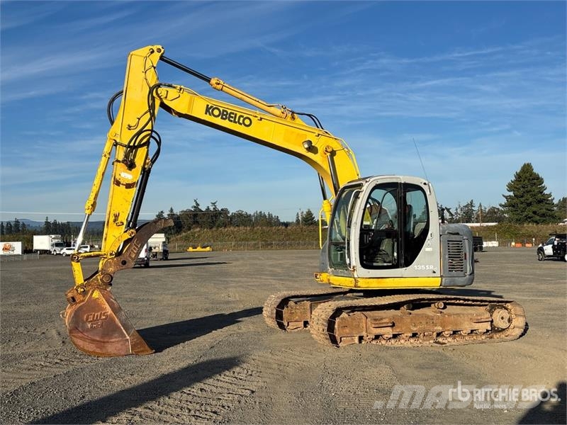 Kobelco SK135SR-LC Tracked Excavator Kāpurķēžu ekskavatori