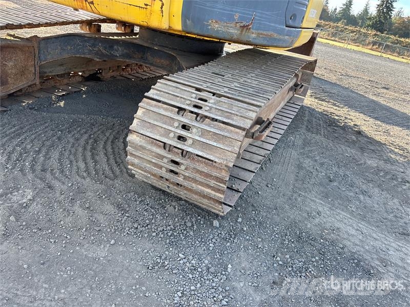 Kobelco SK135SR-LC Tracked Excavator Kāpurķēžu ekskavatori