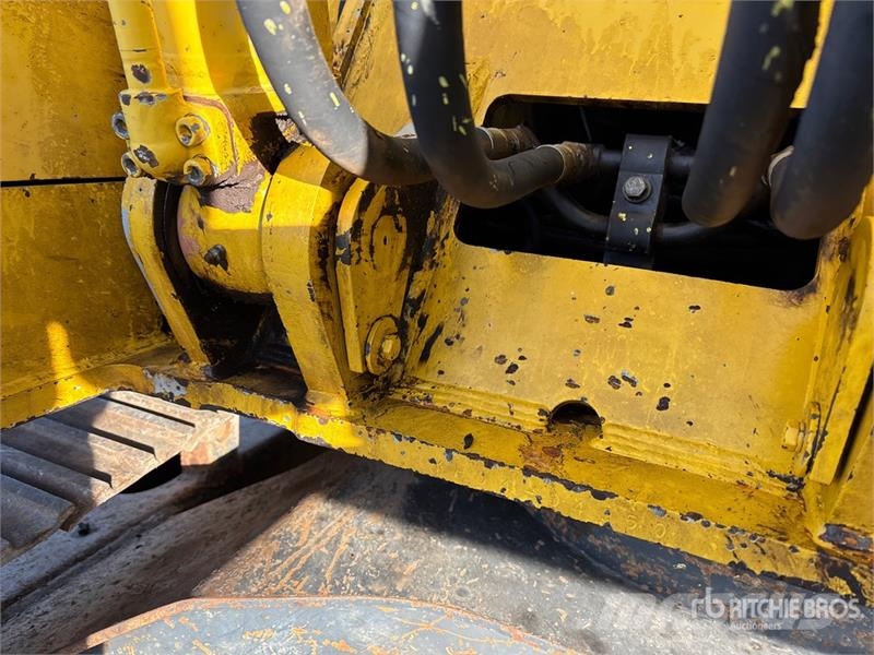 Kobelco SK135SR-LC Tracked Excavator Kāpurķēžu ekskavatori