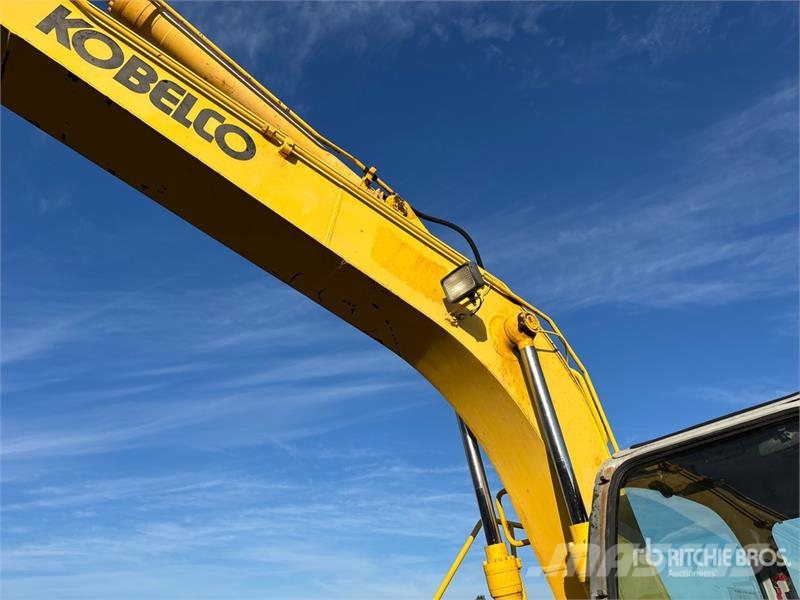 Kobelco SK135SR-LC Tracked Excavator Kāpurķēžu ekskavatori