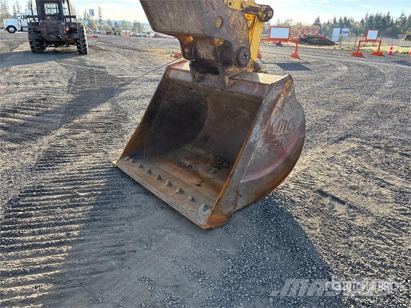 Kobelco SK135SR-LC Tracked Excavator Kāpurķēžu ekskavatori