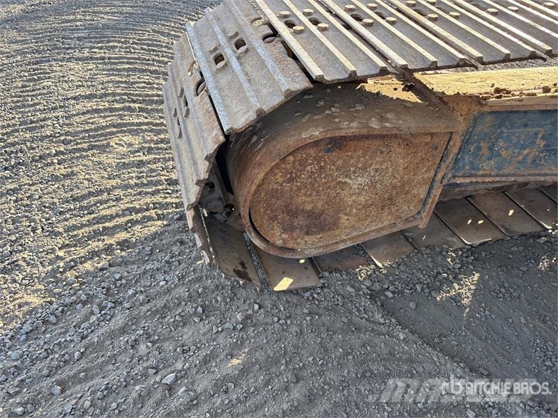Kobelco SK135SR-LC Tracked Excavator Kāpurķēžu ekskavatori