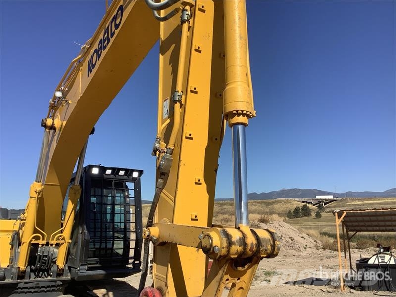 Kobelco SK260LC-11 Roadbuilder Tracked Excavator Crawler excavators