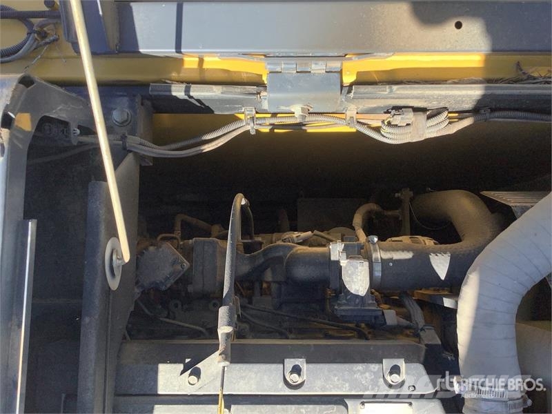 Kobelco SK260LC-11 Roadbuilder Tracked Excavator Crawler excavators
