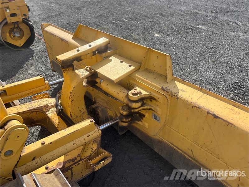 Komatsu D39PX-22 ブルドーザー
