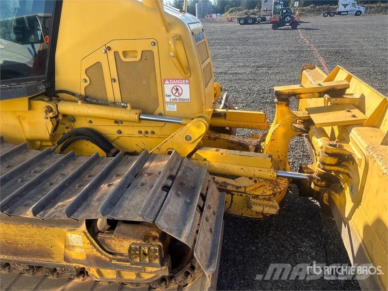 Komatsu D39PX-22 Bulldozer