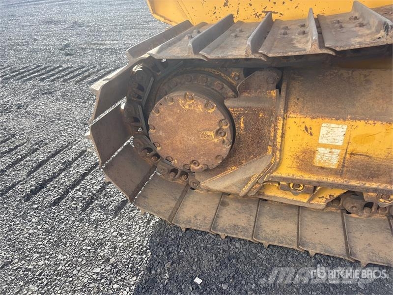 Komatsu D39PX-22 Bulldozer