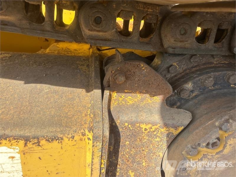 Komatsu D39PX-22 ブルドーザー