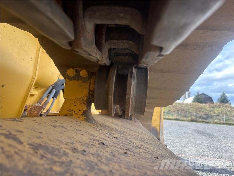 Komatsu D39PX-22 ブルドーザー