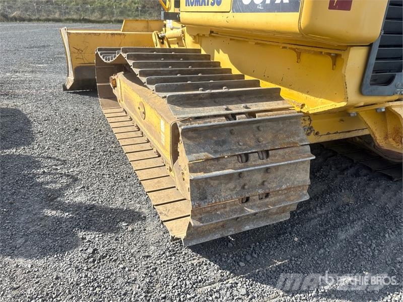 Komatsu D39PX-22 ブルドーザー