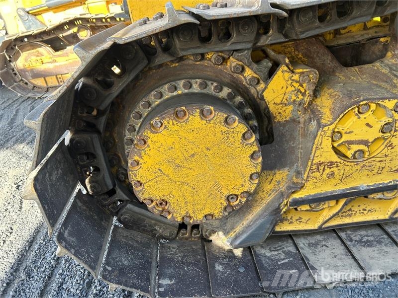 Komatsu D51PXi-24 Crawler Dozer Pásové dozéry