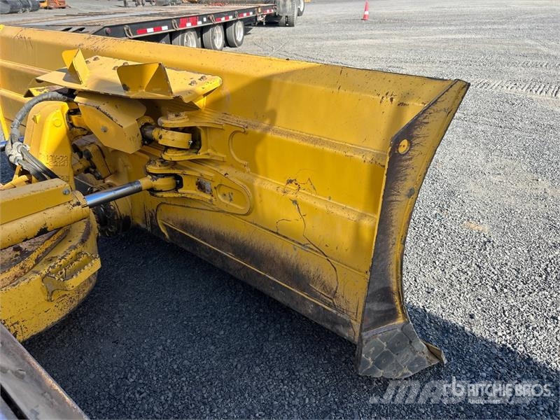 Komatsu D51PXi-24 Crawler Dozer Pásové dozéry