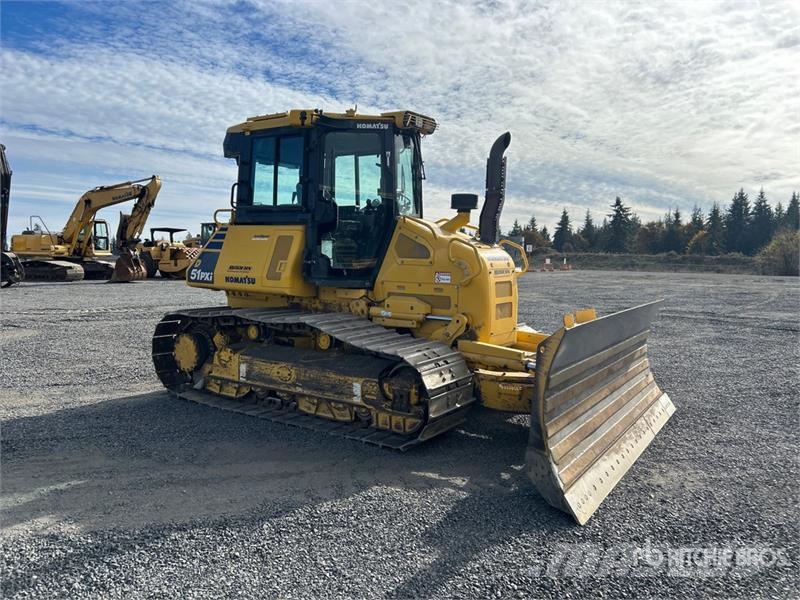 Komatsu D51PXi-24 Crawler Dozer Pásové dozéry