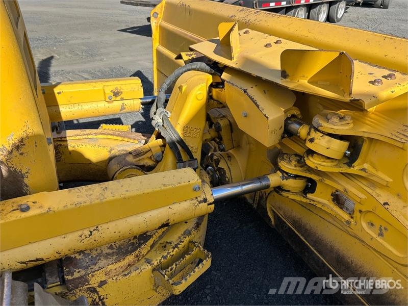 Komatsu D51PXi-24 Crawler Dozer Pásové dozéry