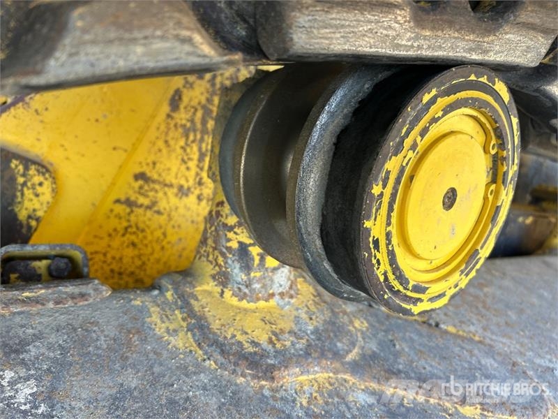 Komatsu D51PXi-24 Crawler Dozer Pásové dozéry