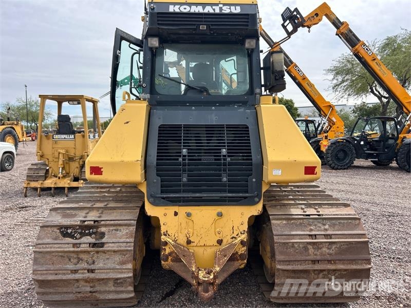 Komatsu D61PX Гусеничные бульдозеры
